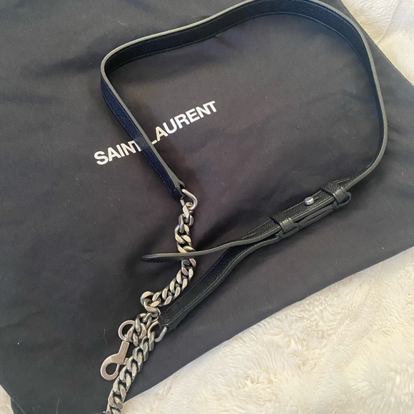 Saint Laurent - Picture 5 of 5